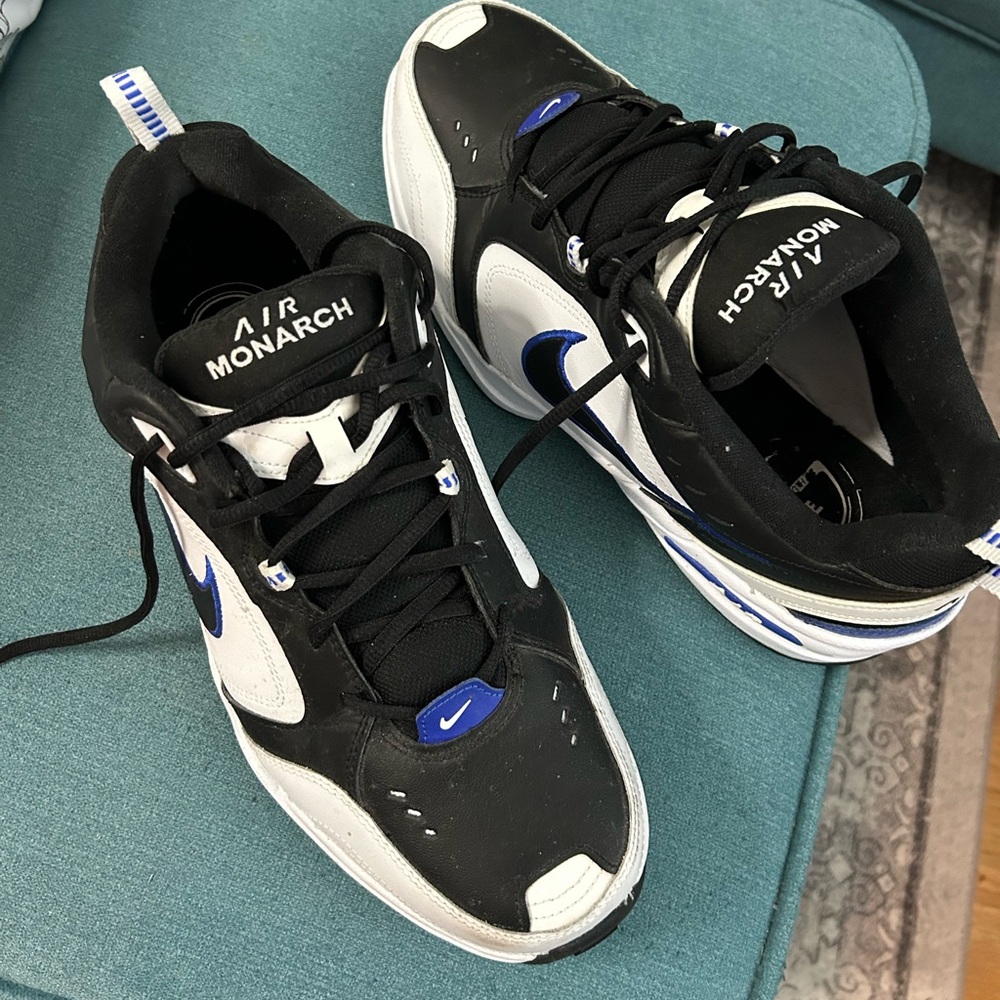Men’s Air Monarch